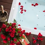 Art Penthouse With Jacuzzi - Center Lejlighed *